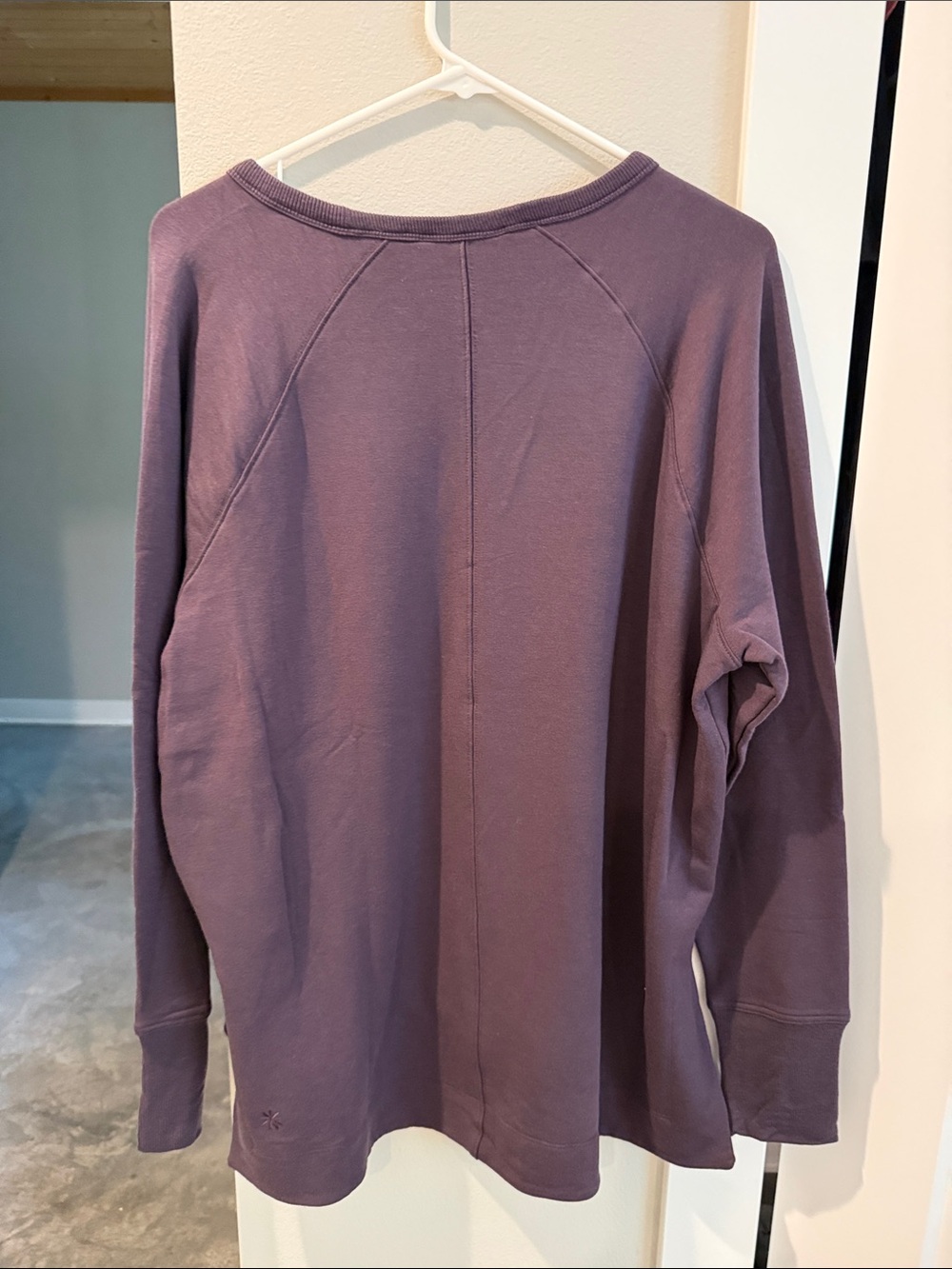 Athleta Plum Raglan Crewneck Pullover - Picture 3 of 4